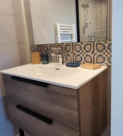 Maison Chaleureuse Avec Vue Mer Jardin Et Parking La Ciotat